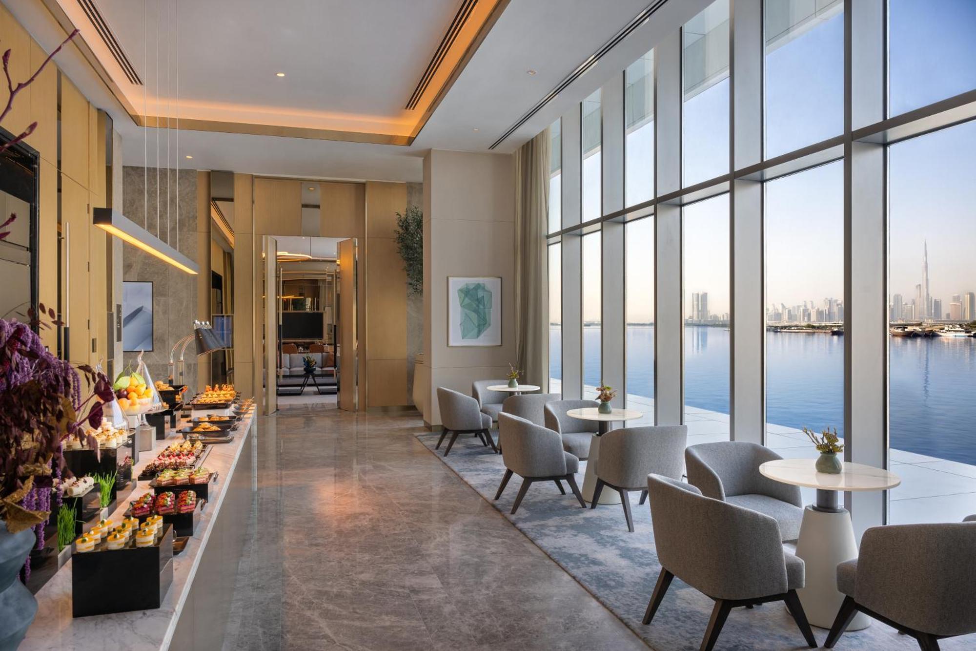 Hotel Address Creek Harbour Dubaj Zewnętrze zdjęcie The lounge at the airport